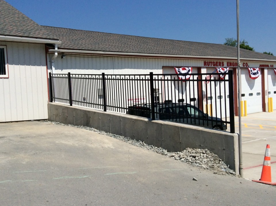 Aluminum Fence D-2 Avant