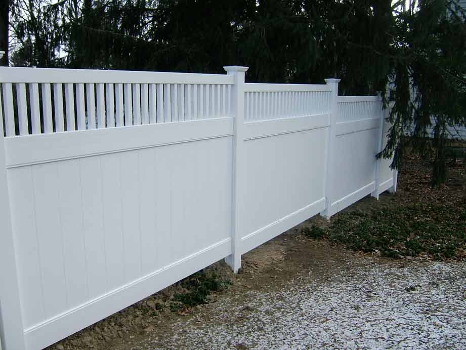 Vinyl Privacy Fence Middletown NY