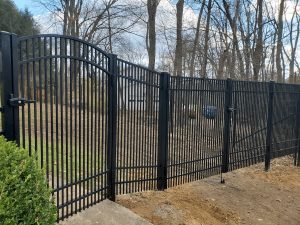 Vanguard G-4 Aluminum Fence in Warwick NY Narrow Spaced with Arch Gate