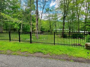 4 Vanguard Avant E-2 Aluminum Fence in Tuxedo Park, NY