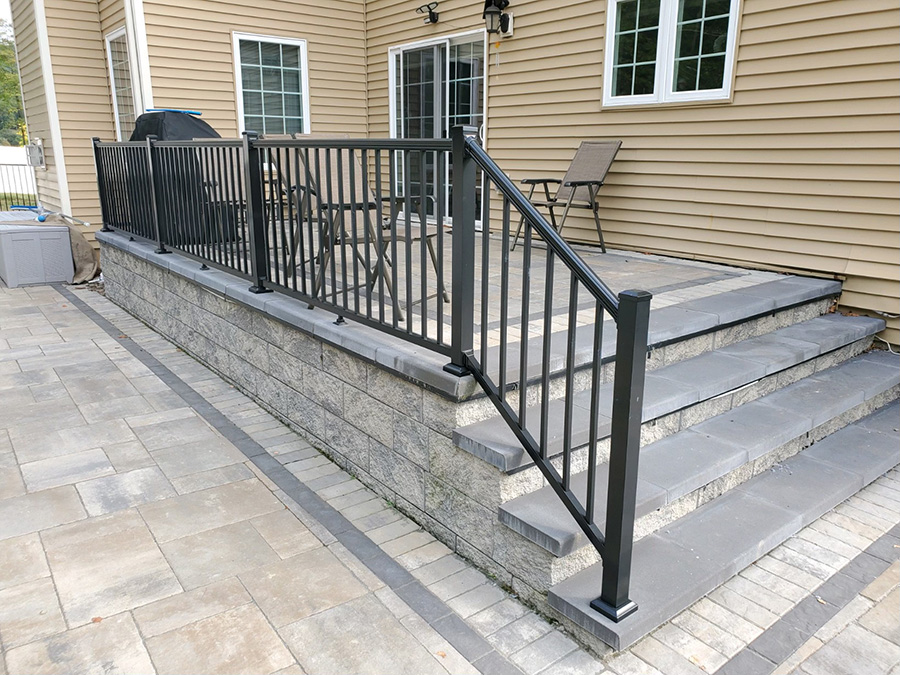 Vanguard Aluminum Pool Fence in Central Valley NY and Vanguard Railing 1