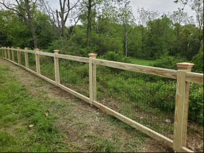 wood post and wire fence in warwick ny