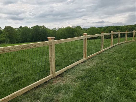 wood post and wire fence in warwick ny